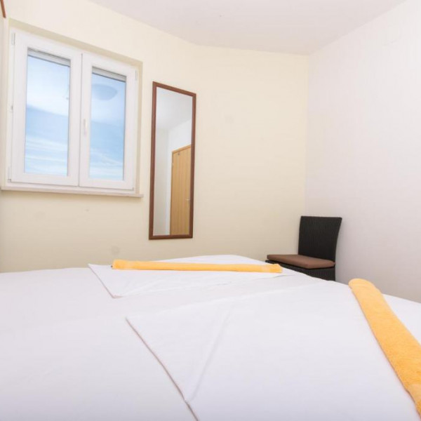 Zimmer, Apartmani Ljuba, Reisebüro Dream Holiday Travel - Okrug Gornji - Kroatien Okrug Gornji