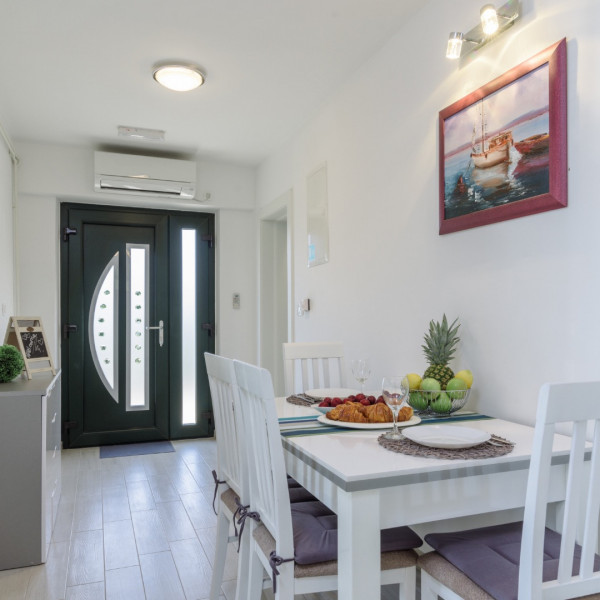 Kitchen, Apartman Marina, Dream Holiday Travel Tourist Agency - Okrug Gornji Croatia Okrug Gornji