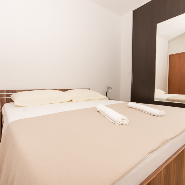 Bedrooms, Apartman Lara Iva, Dream Holiday Travel Tourist Agency - Okrug Gornji Croatia Okrug Gornji